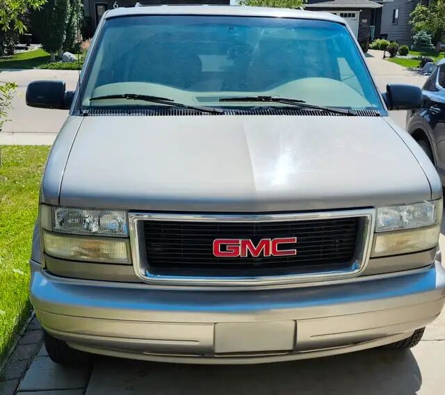 GMC Safari