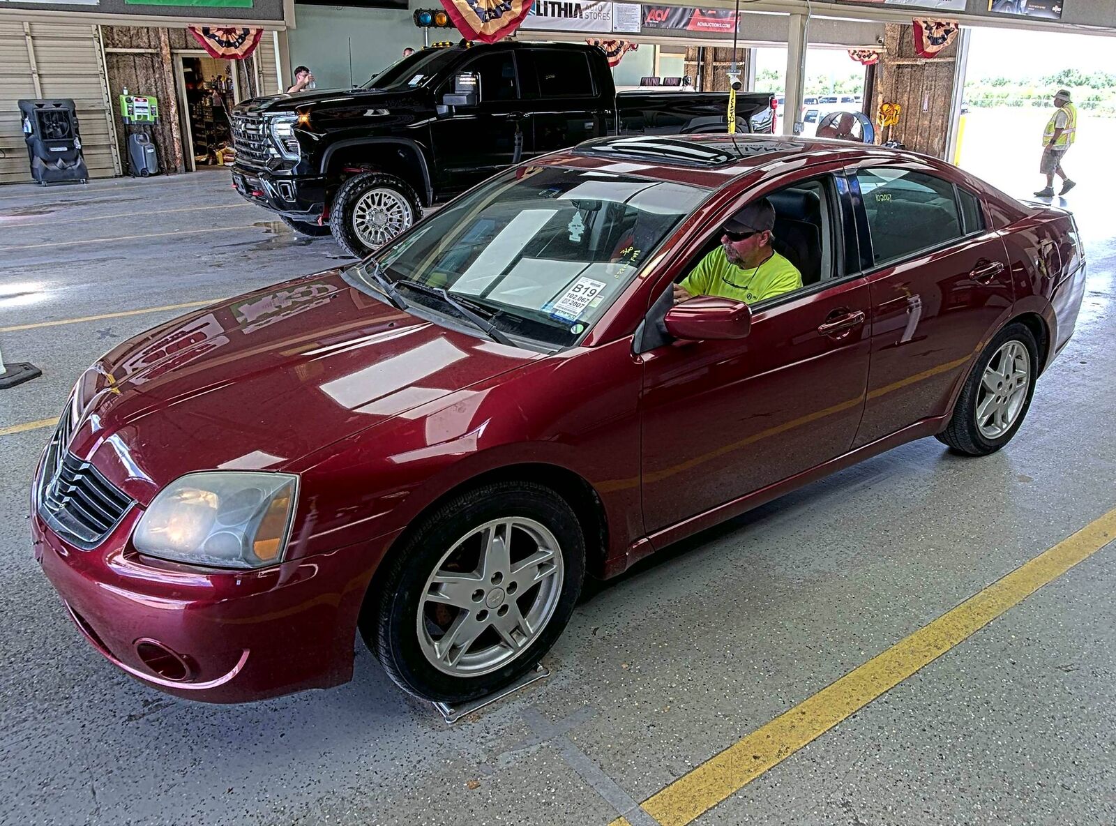 Mitsubishi Galant
