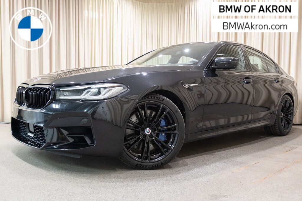 2022 BMW M5