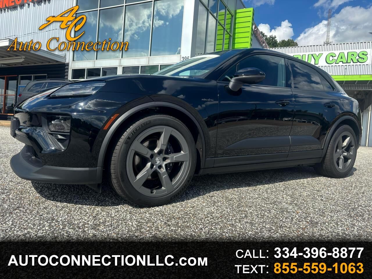 2024 PORSCHE Macan