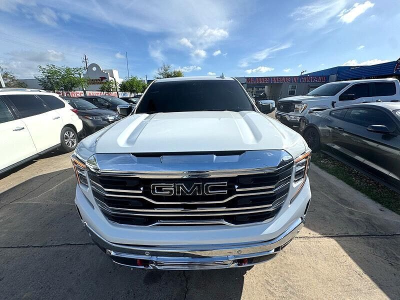 2024 GMC Sierra