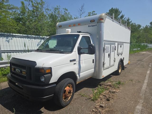 Ford E-450
