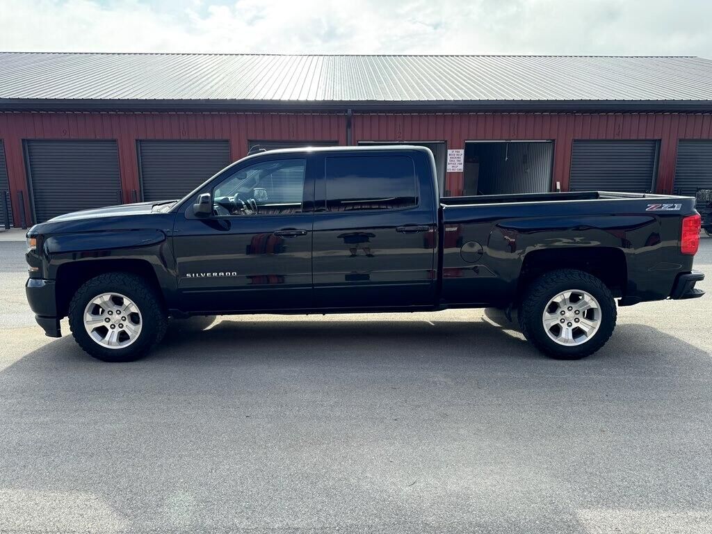 2017 CHEVROLET Silverado