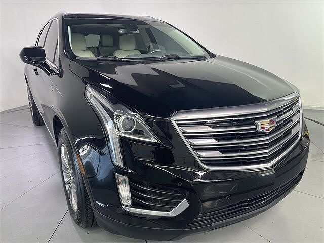 2017 CADILLAC XT5