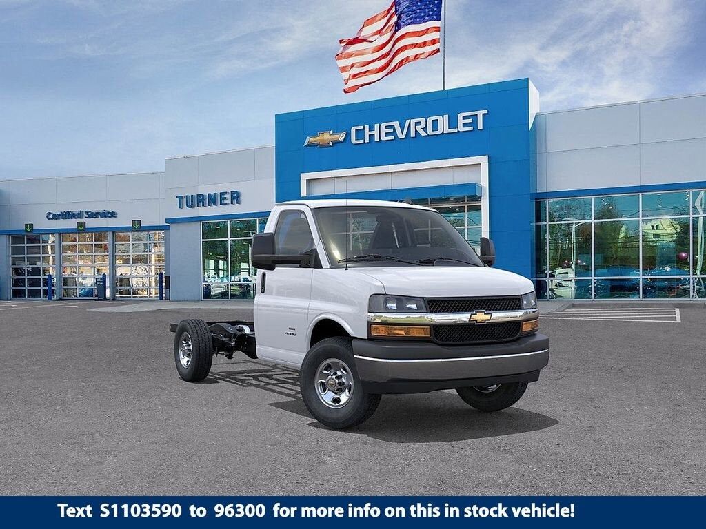 2025 CHEVROLET Express