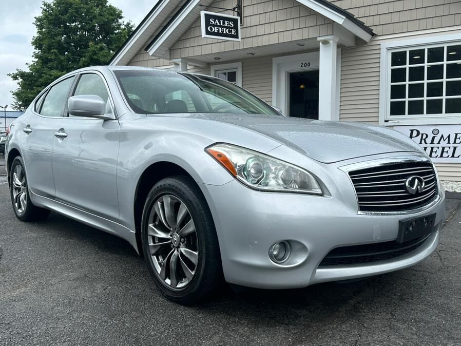 Infiniti M37