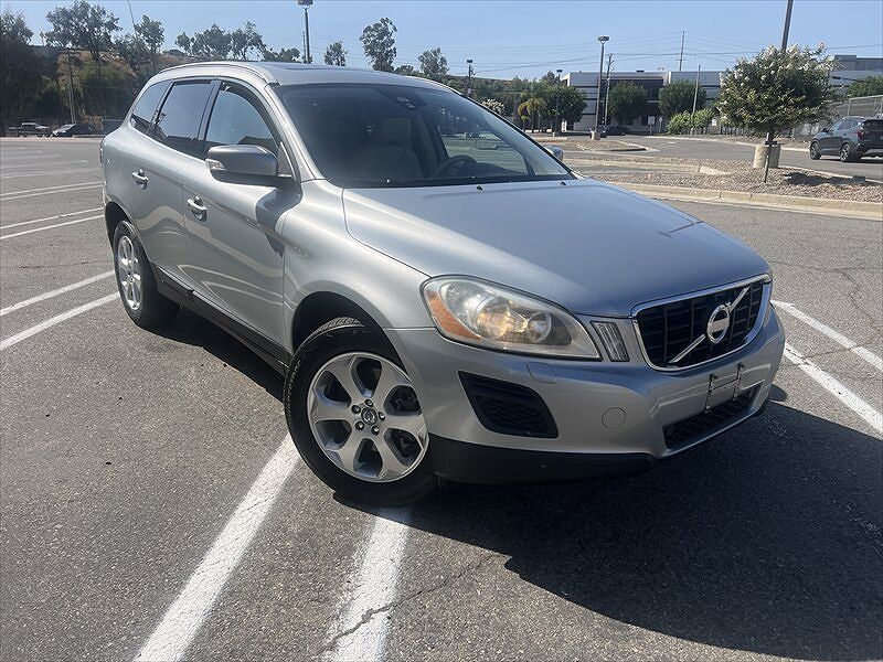 2013 VOLVO XC60