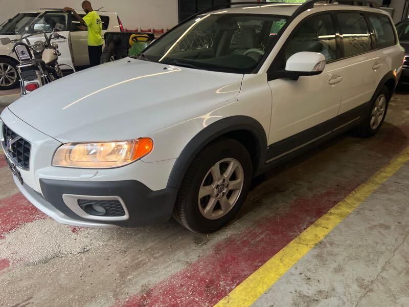 Volvo XC70