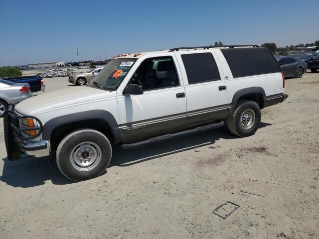 GMC Suburban