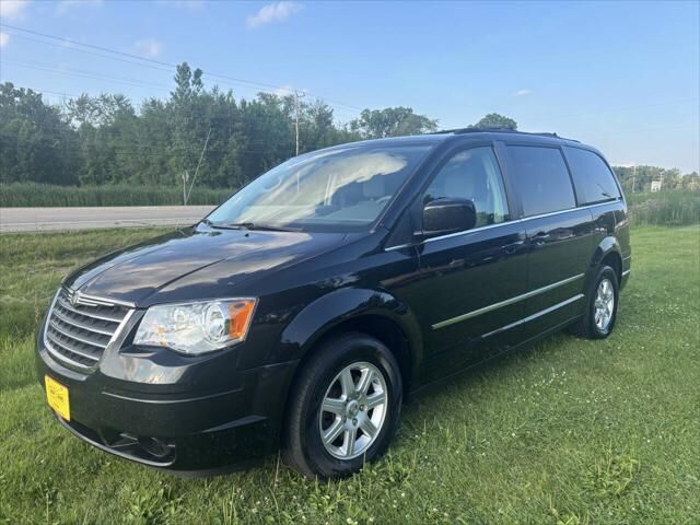 2010 CHRYSLER Town and Country
