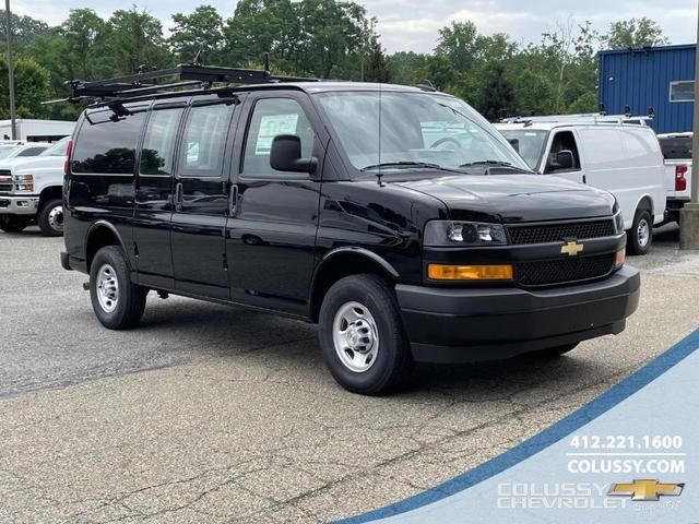2025 CHEVROLET Express