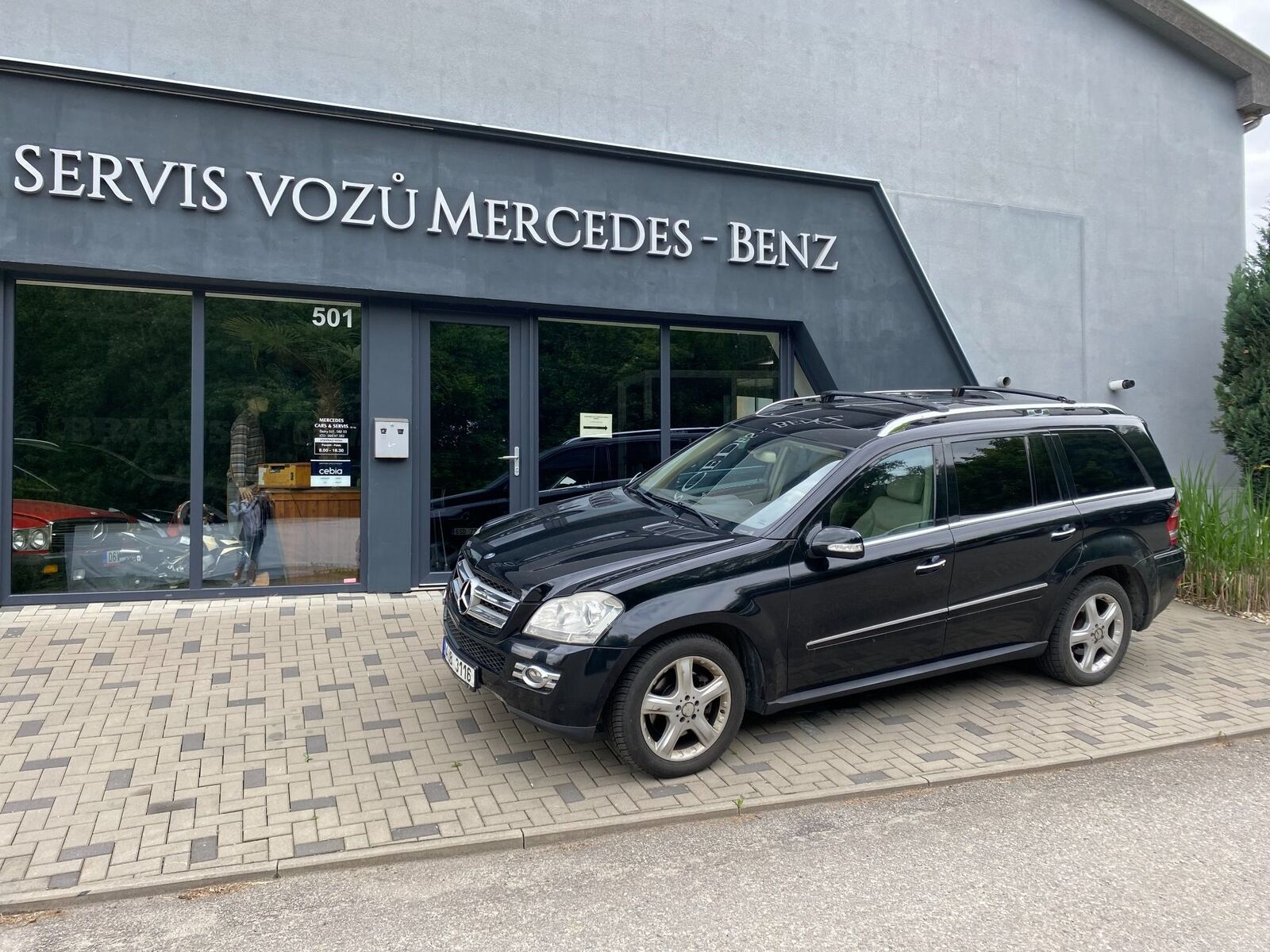 Mercedes-Benz GL-Class