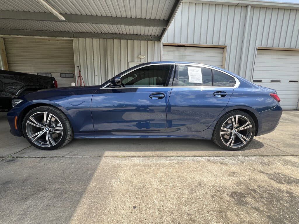 2021 BMW 330i