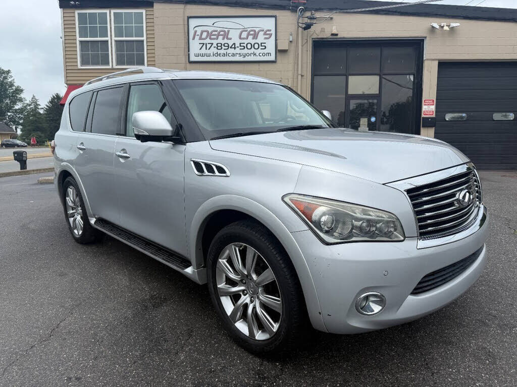 Infiniti QX56