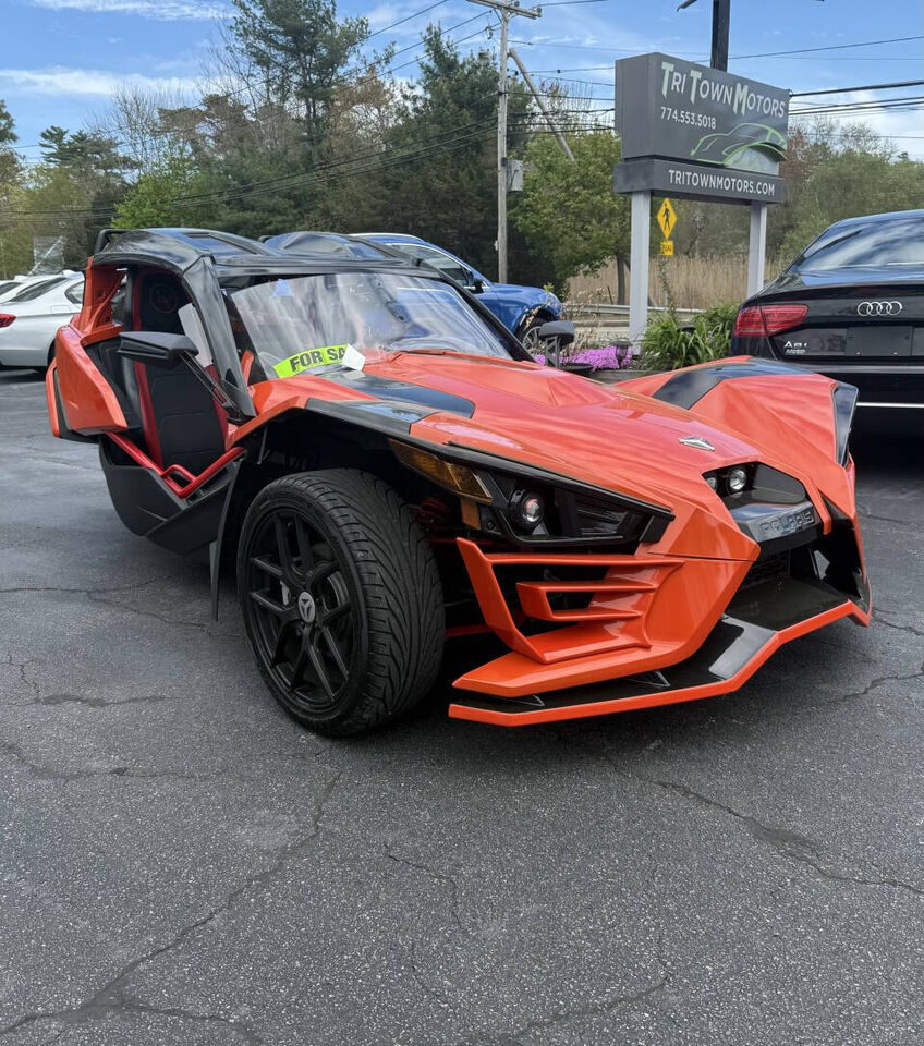 2018 SLINGSHOT Slingshot Premium