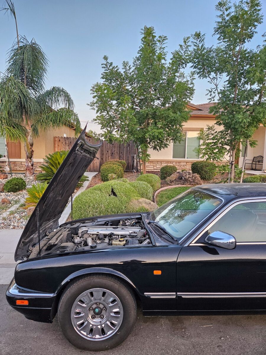 Jaguar Vanden Plas