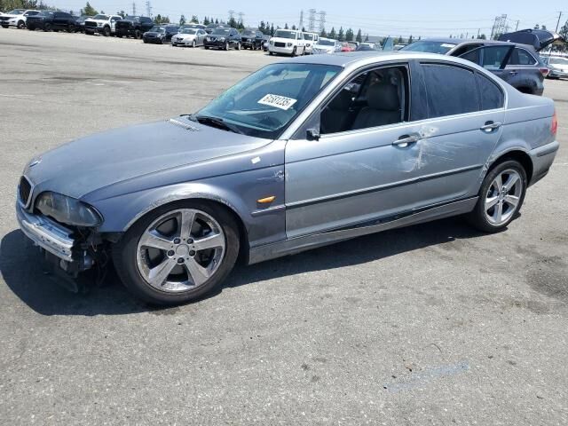 BMW 330i