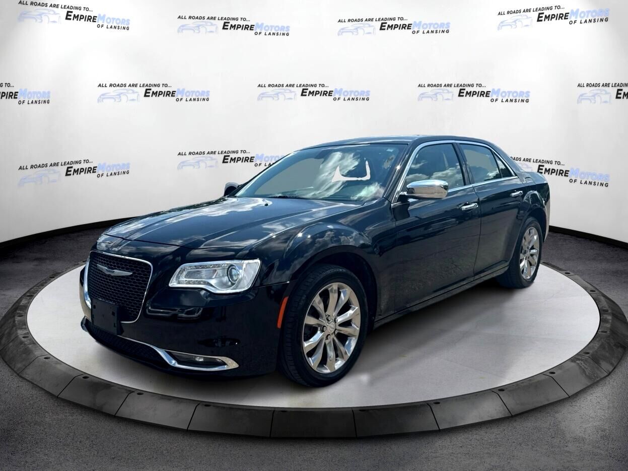 2019 CHRYSLER 300