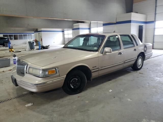 1997 LINCOLN Town Car