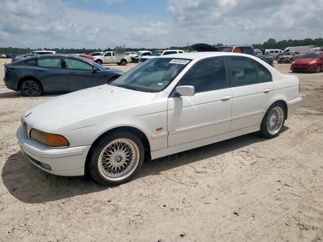 BMW 528i