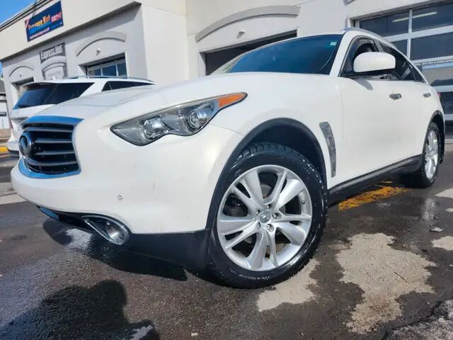 Infiniti FX35