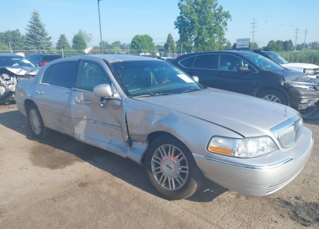 Lincoln Town Car