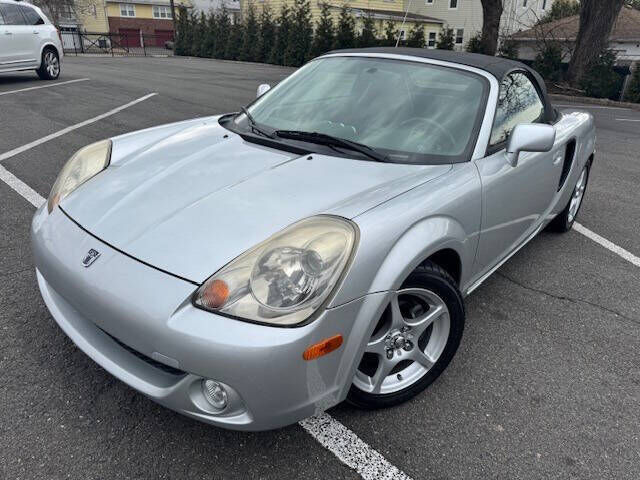 2003 TOYOTA MR2