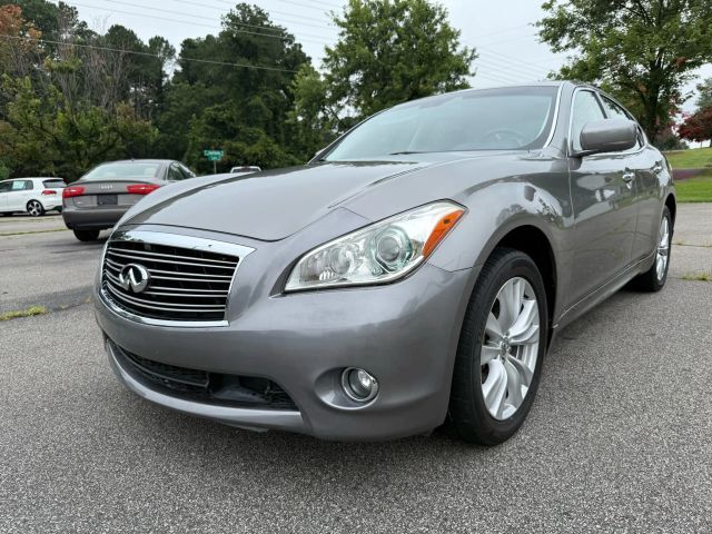 Infiniti M37