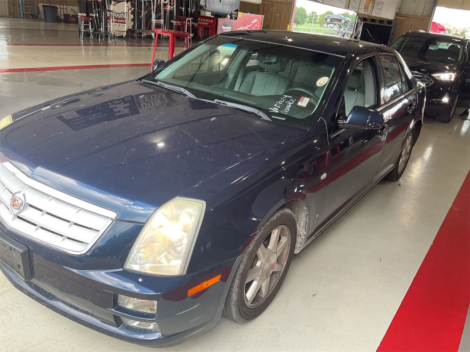 Cadillac STS