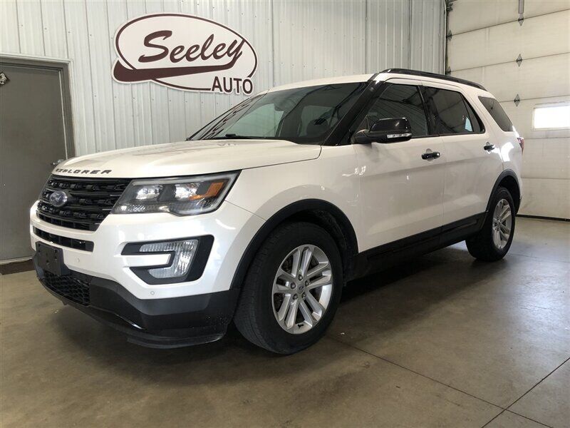 2017 FORD Explorer