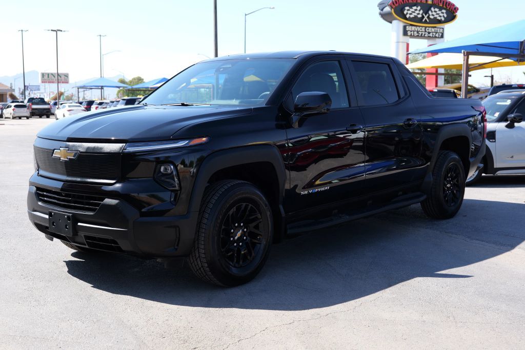 2024 CHEVROLET Silverado EV