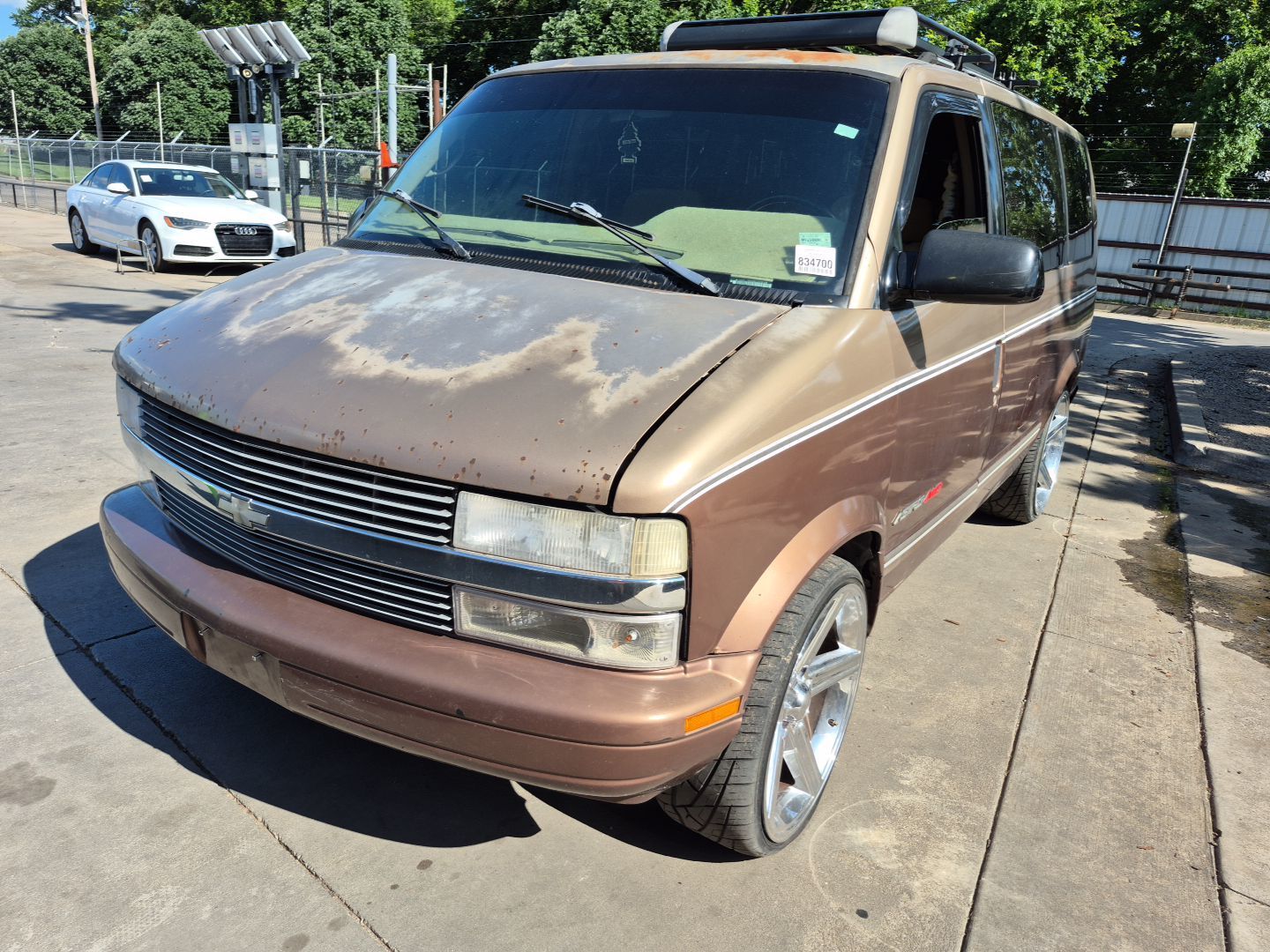 Chevrolet Astro Van