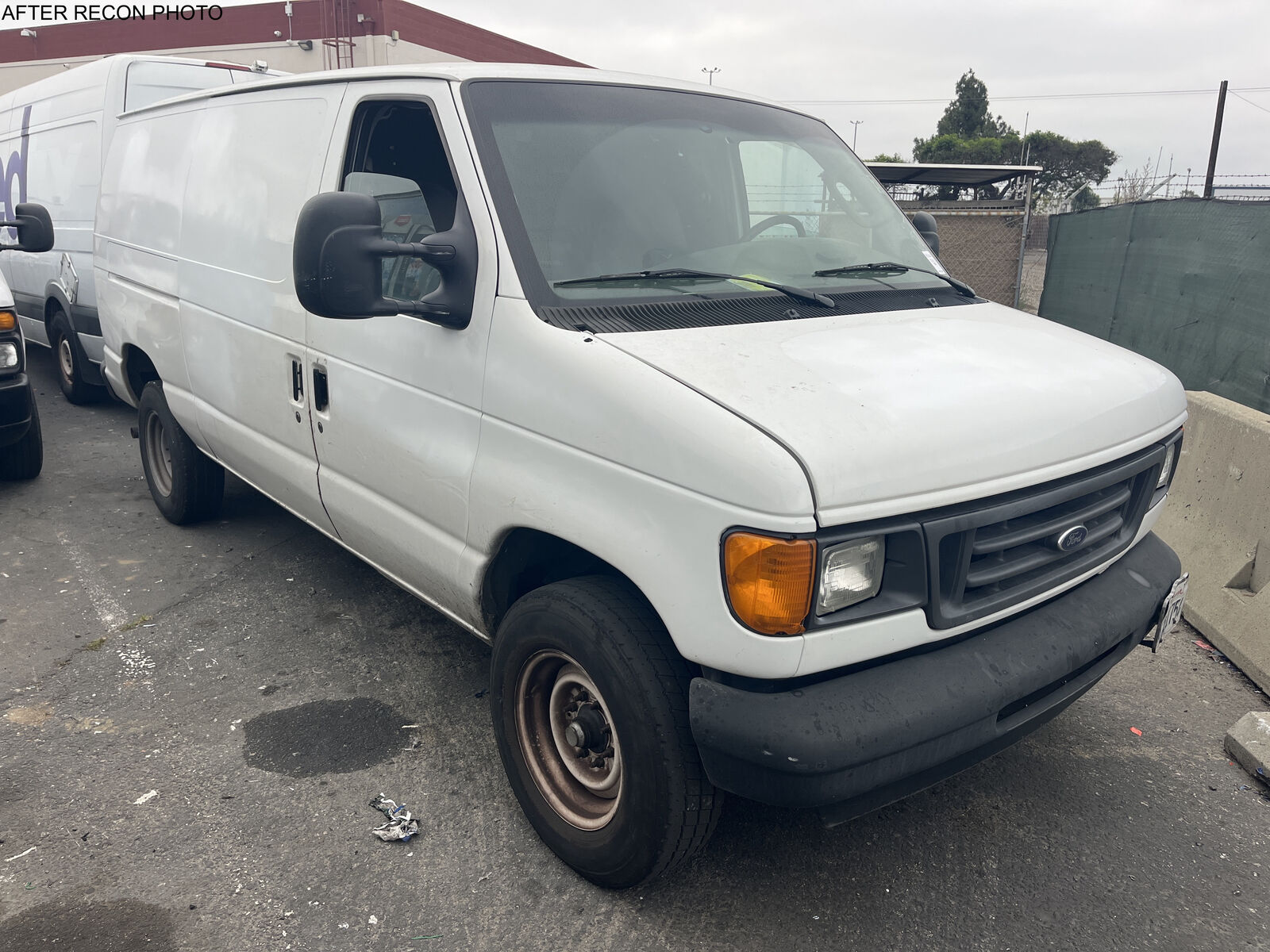 Ford E-250