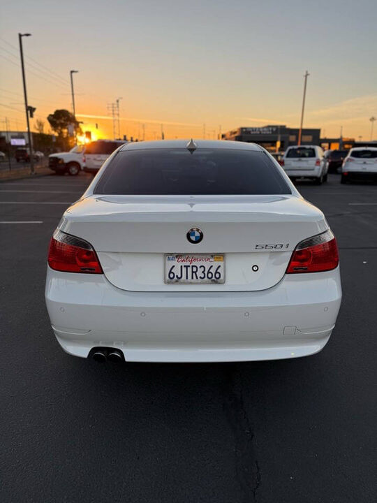 BMW 550i