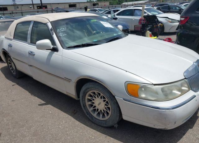 Lincoln Town Car