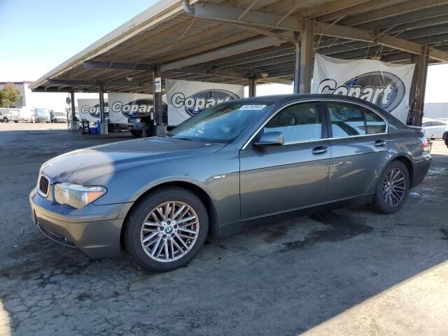 BMW 745i