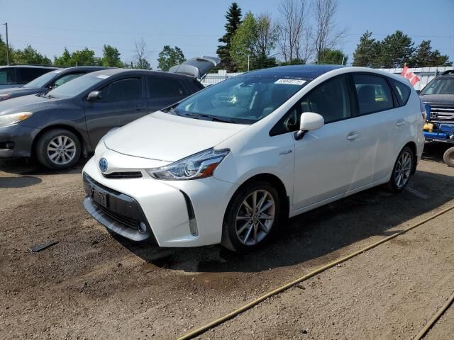 Toyota Prius V