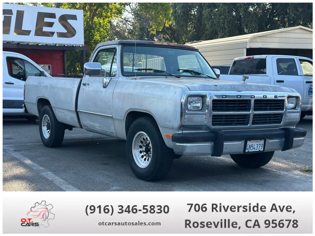 Dodge D-Series