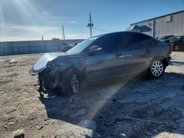 Volvo S40