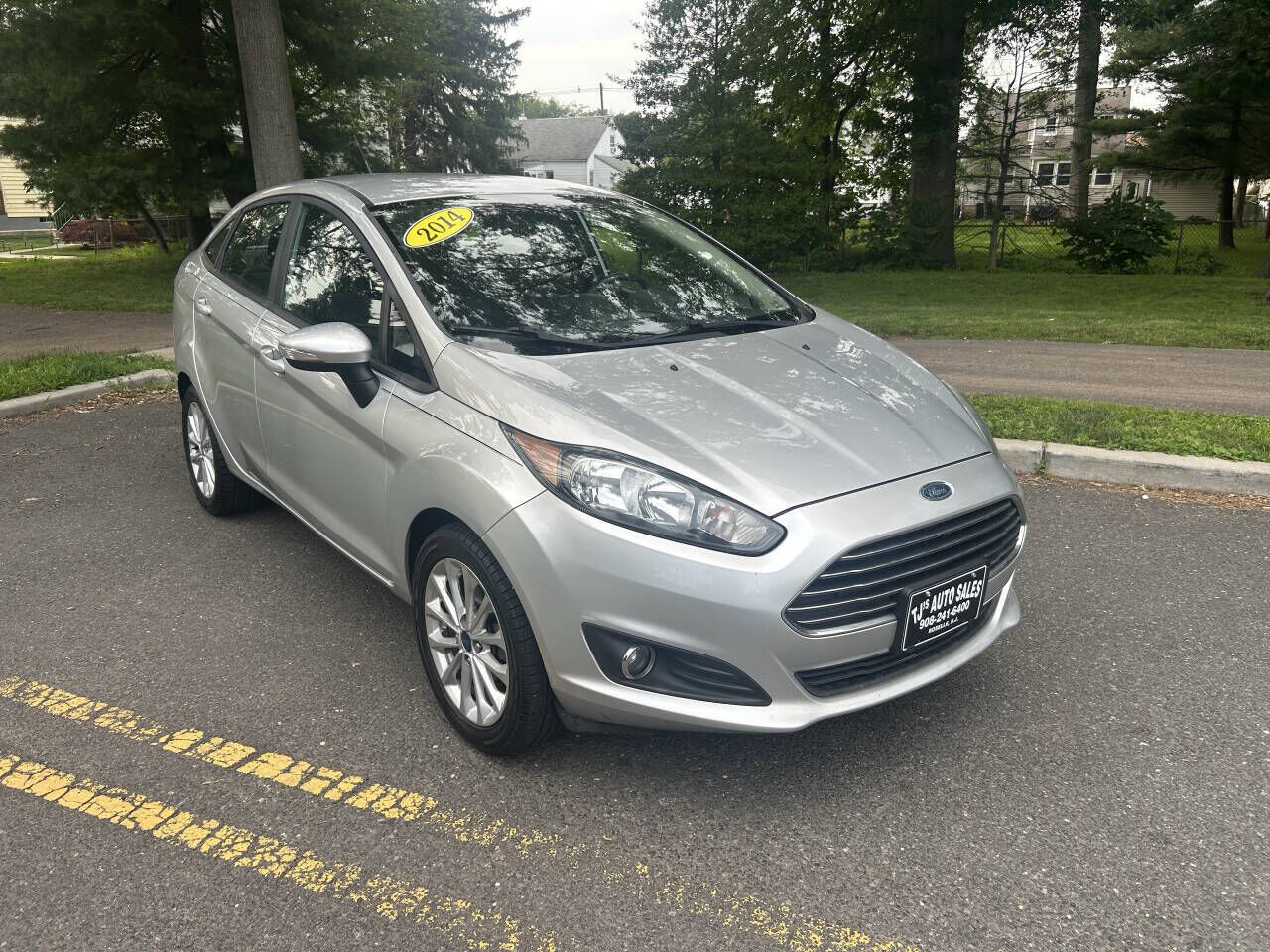 2014 FORD Fiesta