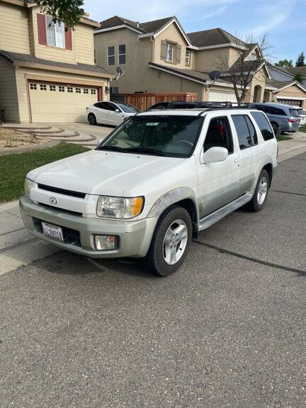 Infiniti QX4