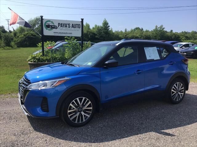2024 NISSAN Kicks
