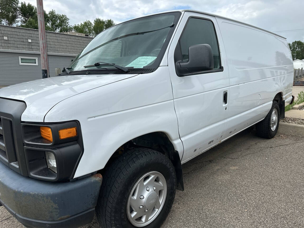 2012 FORD E-250