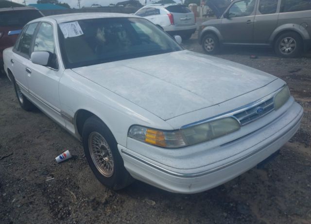 Ford Crown Victoria