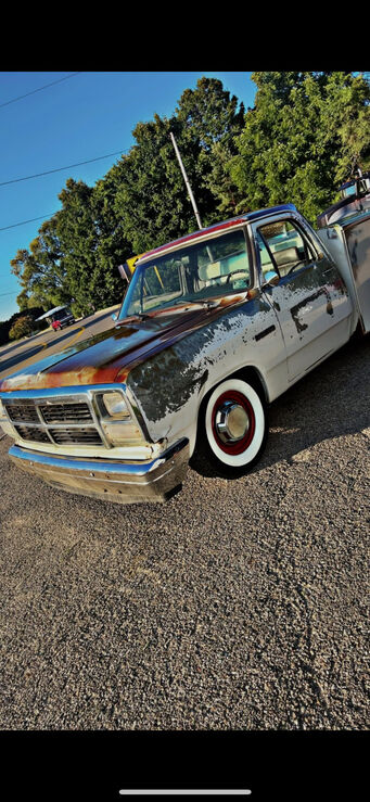 Dodge D-Series