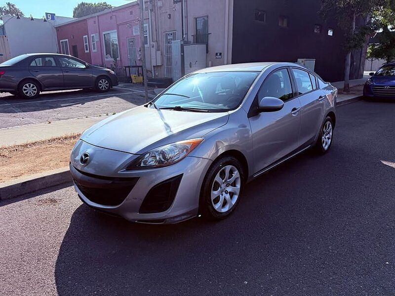 2011 MAZDA Mazda3