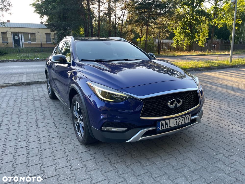 Infiniti QX30