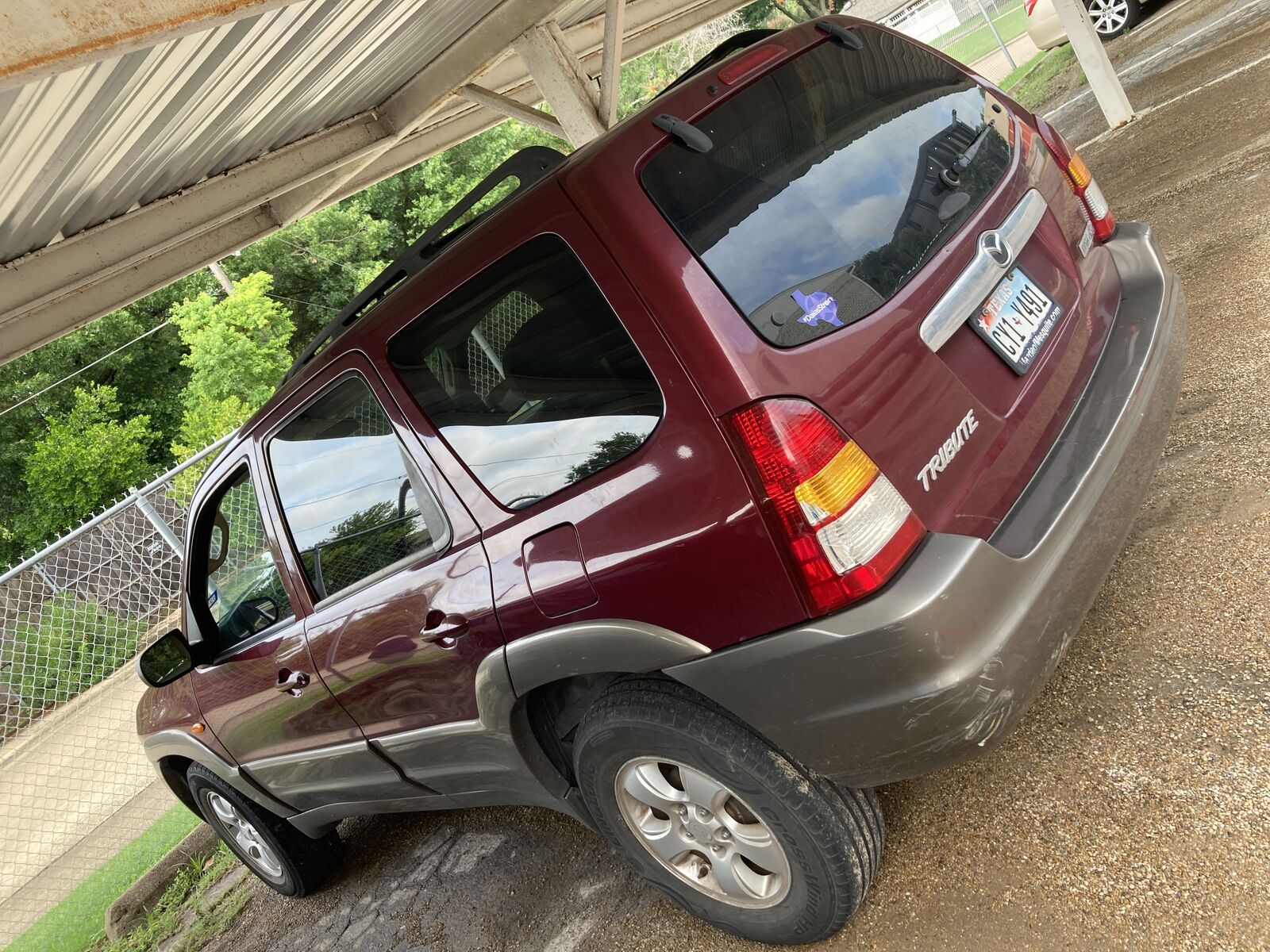Mazda Tribute