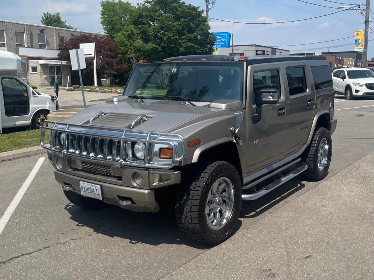 HUMMER H2