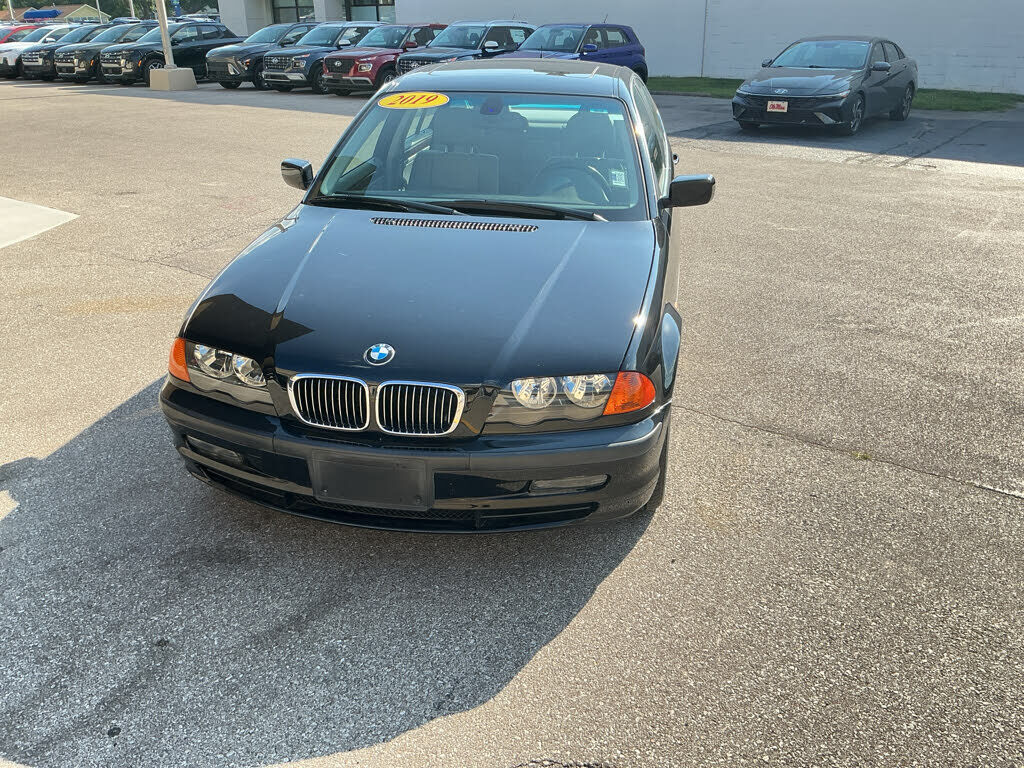 BMW 328i